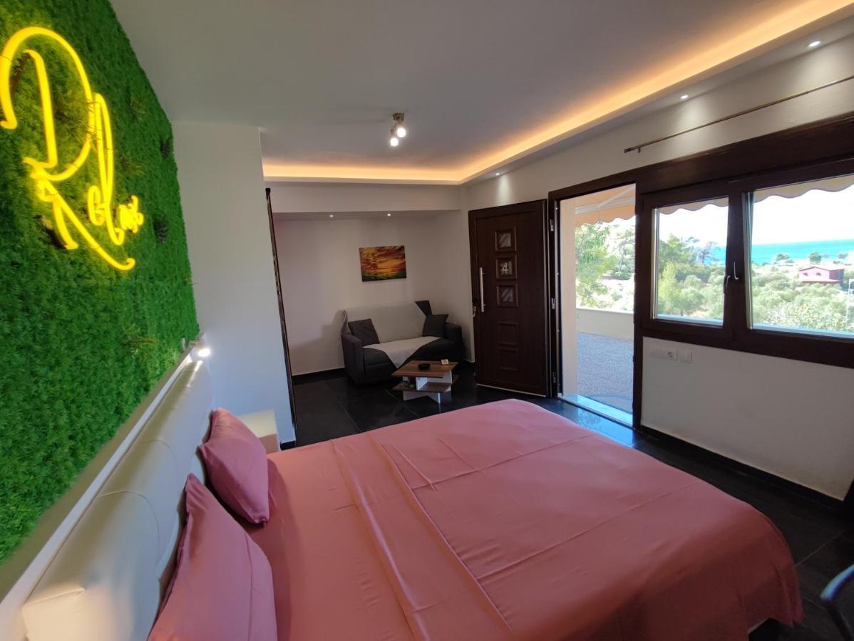 Theasis 4 Luxury Studio With Sea View Neos Marmaras Luaran gambar